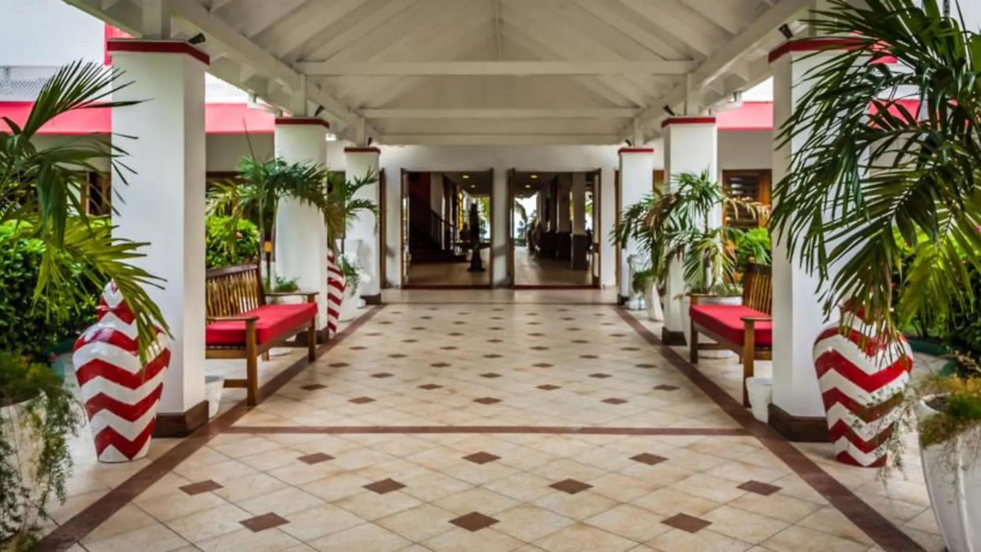 Grand Decameron Montego Beach, A Trademark All-Inclusive Resort Бухта Монтего
