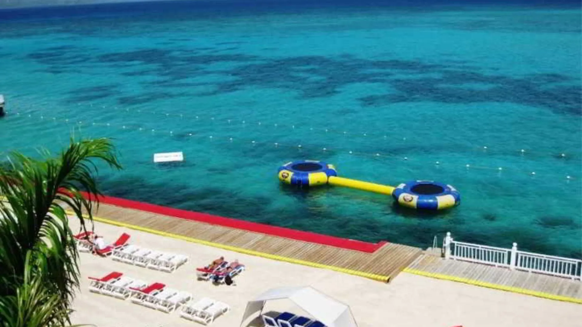 Grand Decameron Montego Beach, A Trademark All-Inclusive Resort Бухта Монтего Ямайка