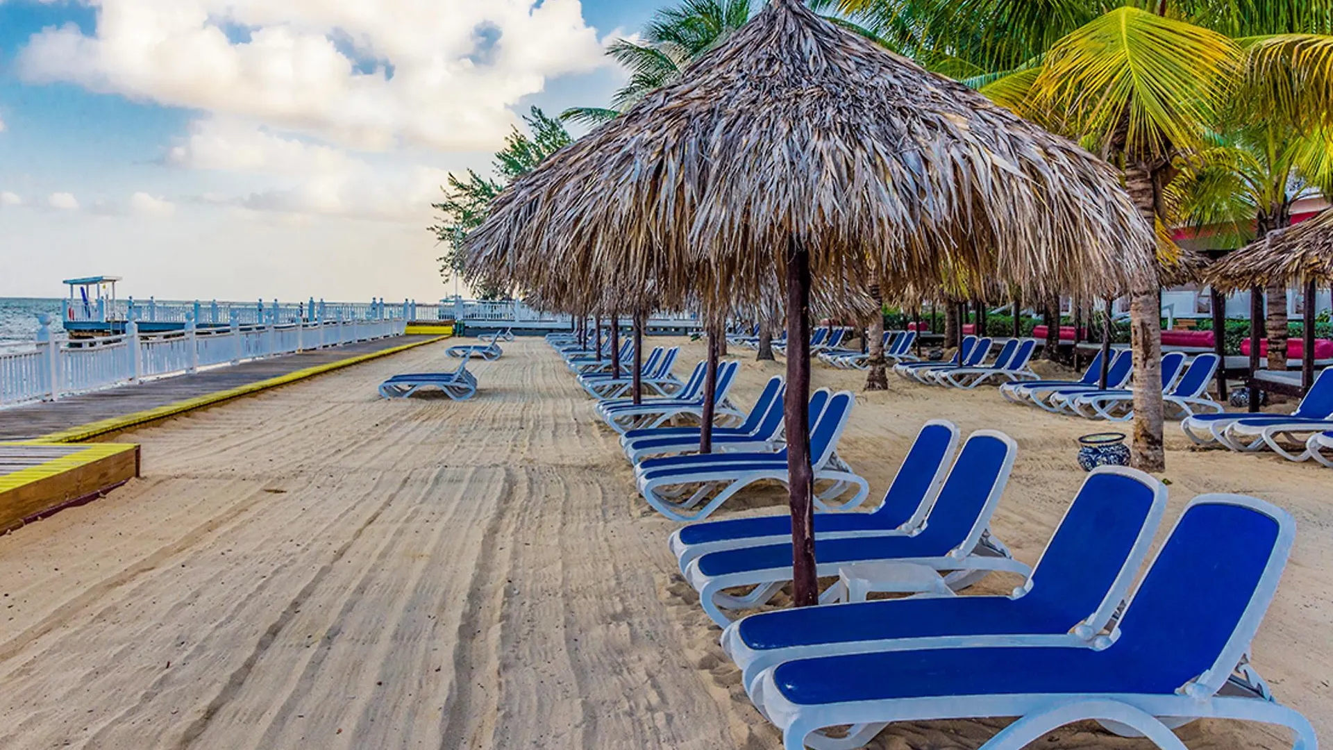 Grand Decameron Montego Beach, A Trademark All-Inclusive Resort Бухта Монтего 3*,  Ямайка