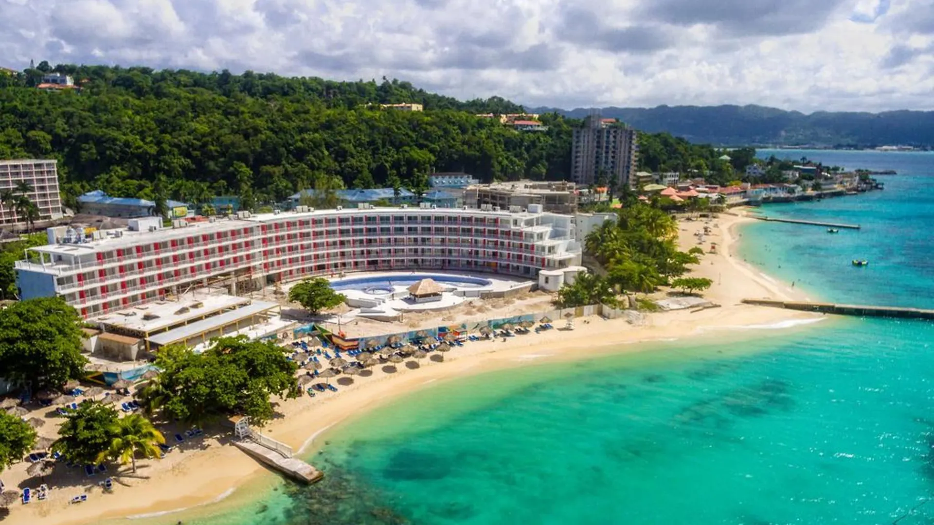 Grand Decameron Montego Beach, A Trademark All-Inclusive Resort Бухта Монтего