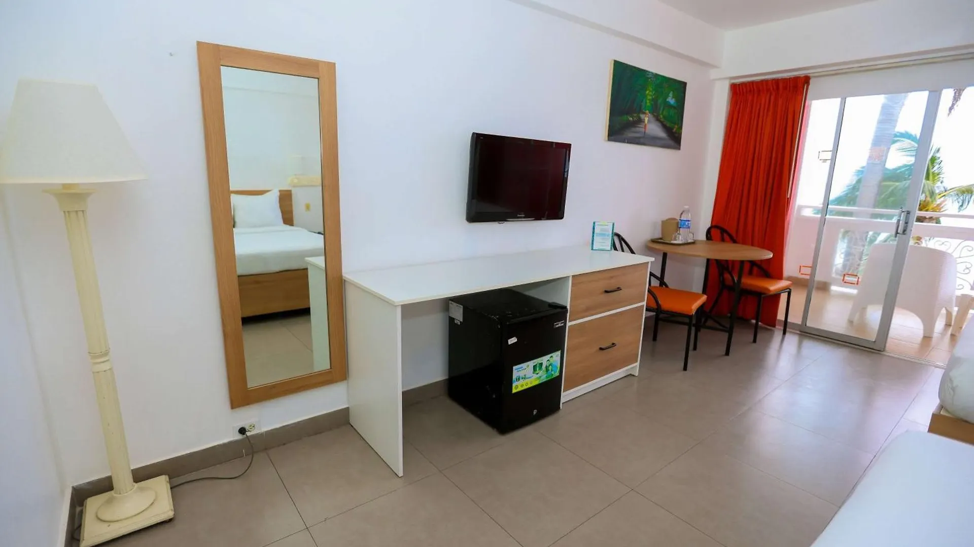 Grand Decameron Montego Beach, A Trademark All-Inclusive Resort Бухта Монтего