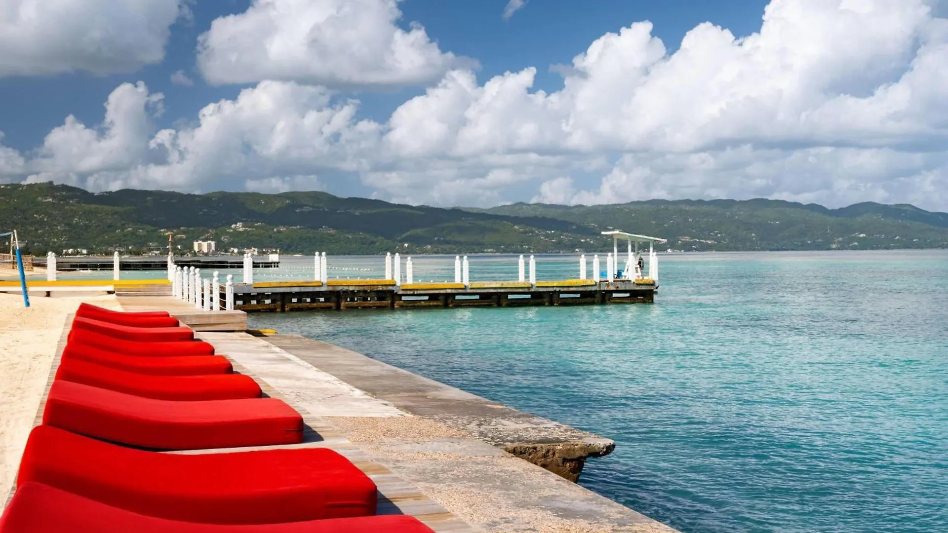 Grand Decameron Montego Beach, A Trademark All-Inclusive Resort Бухта Монтего 3*,  Ямайка