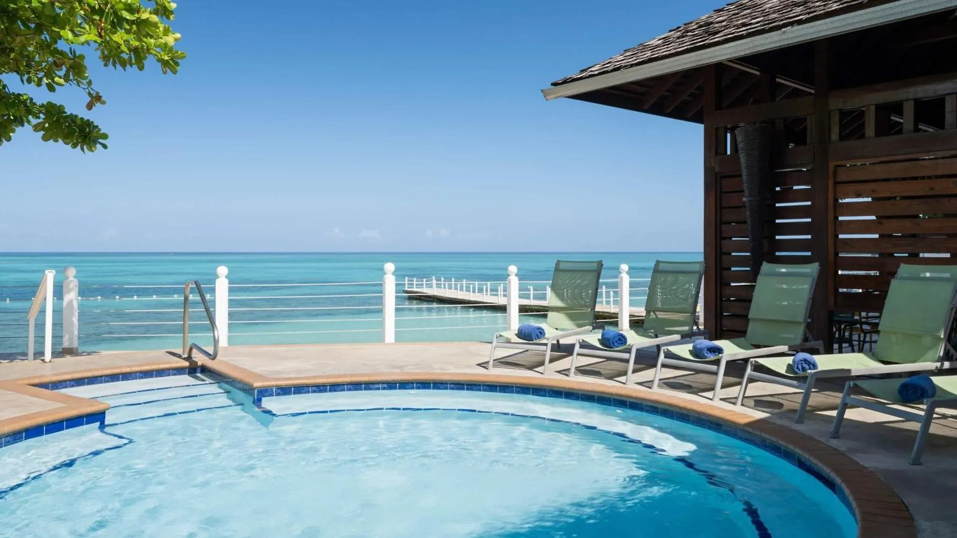 Grand Decameron Montego Beach, A Trademark All-Inclusive Resort Бухта Монтего