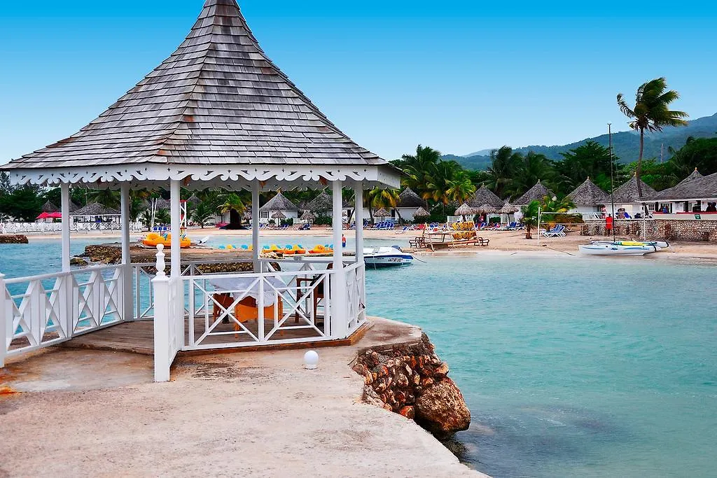 Grand Decameron Montego Beach, A Trademark All-Inclusive Resort Бухта Монтего