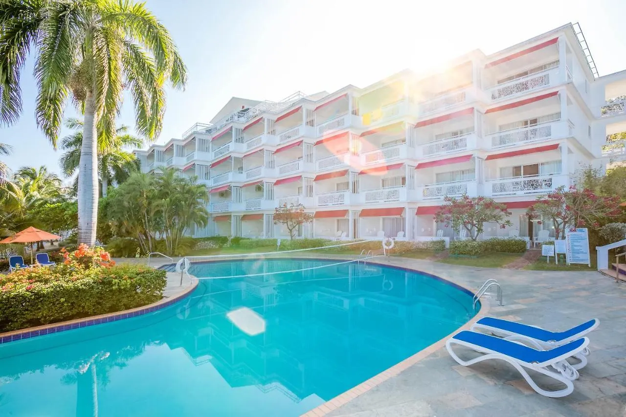 Grand Decameron Montego Beach, A Trademark All-Inclusive Resort Бухта Монтего